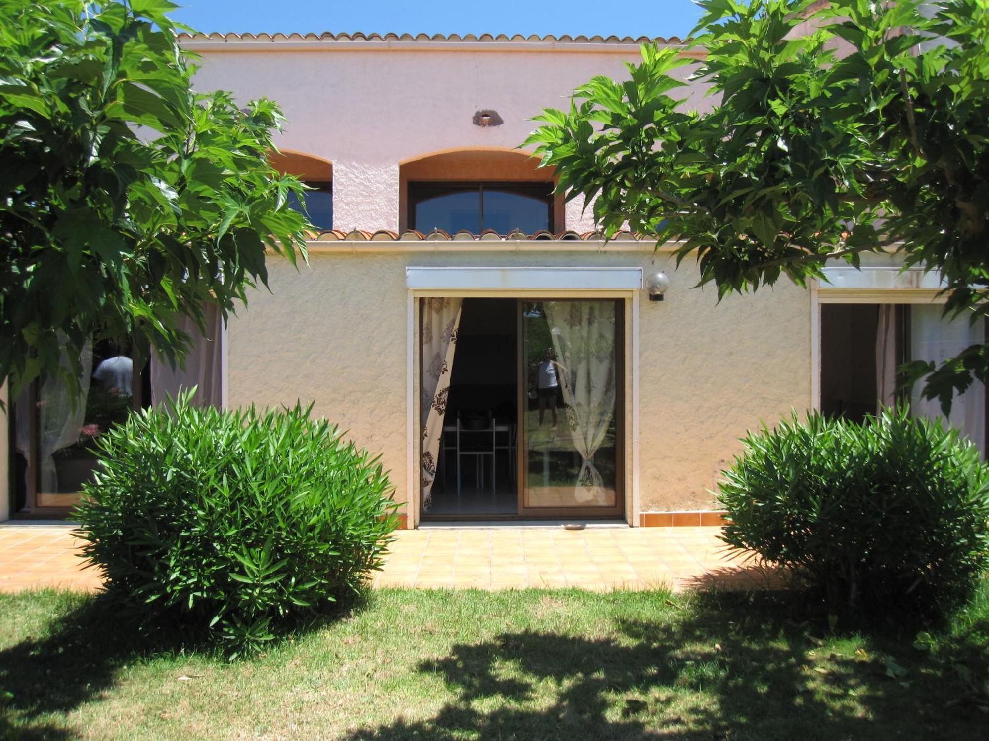 Les Bell'ombres Aparthotel *